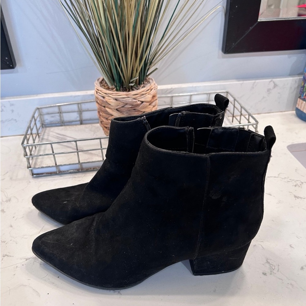 Black Ankle Boots Womens size 8 1/2